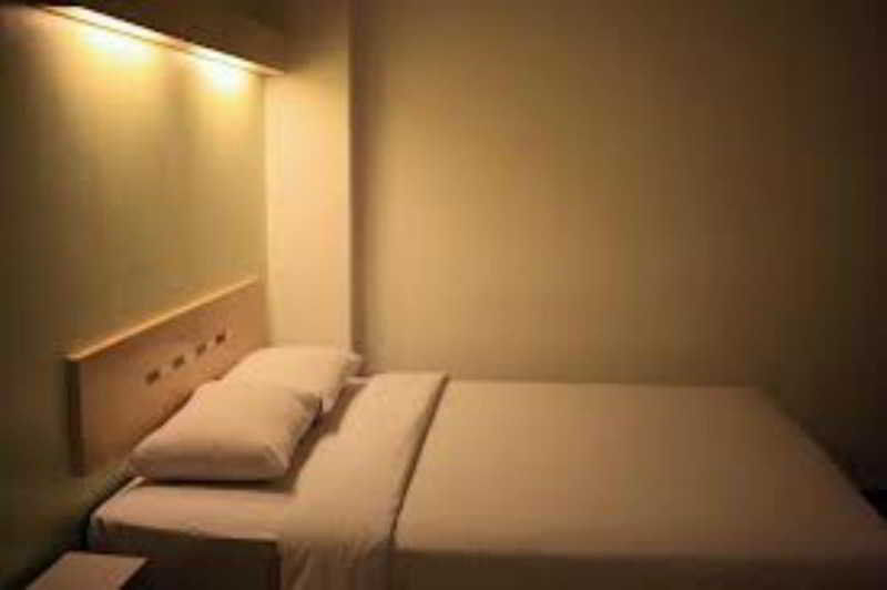 Ibis Budget Jakarta Cikini Exterior photo